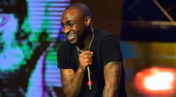 Hit Or Missed ? “Omo Baba Olowo” Davido, Goes On A Jaw Mask (Photo)